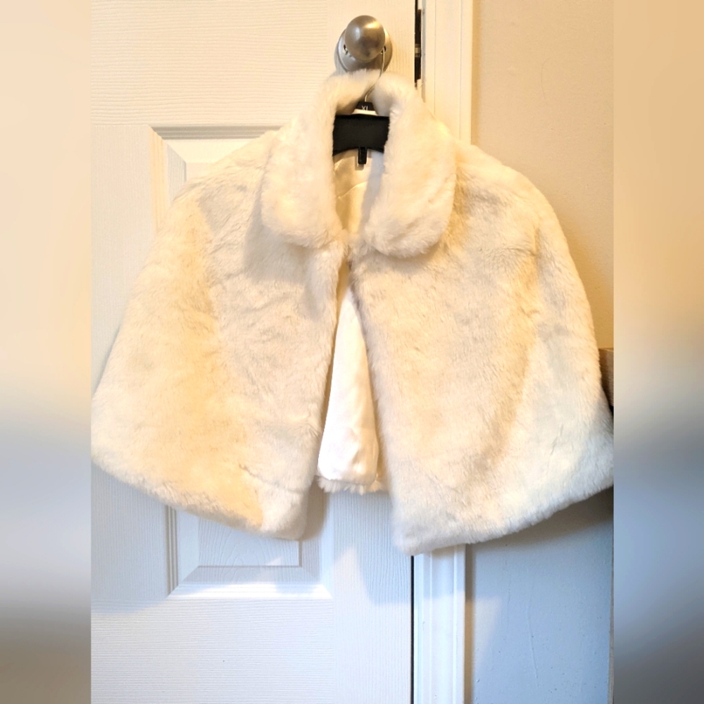 Womens fur pull over